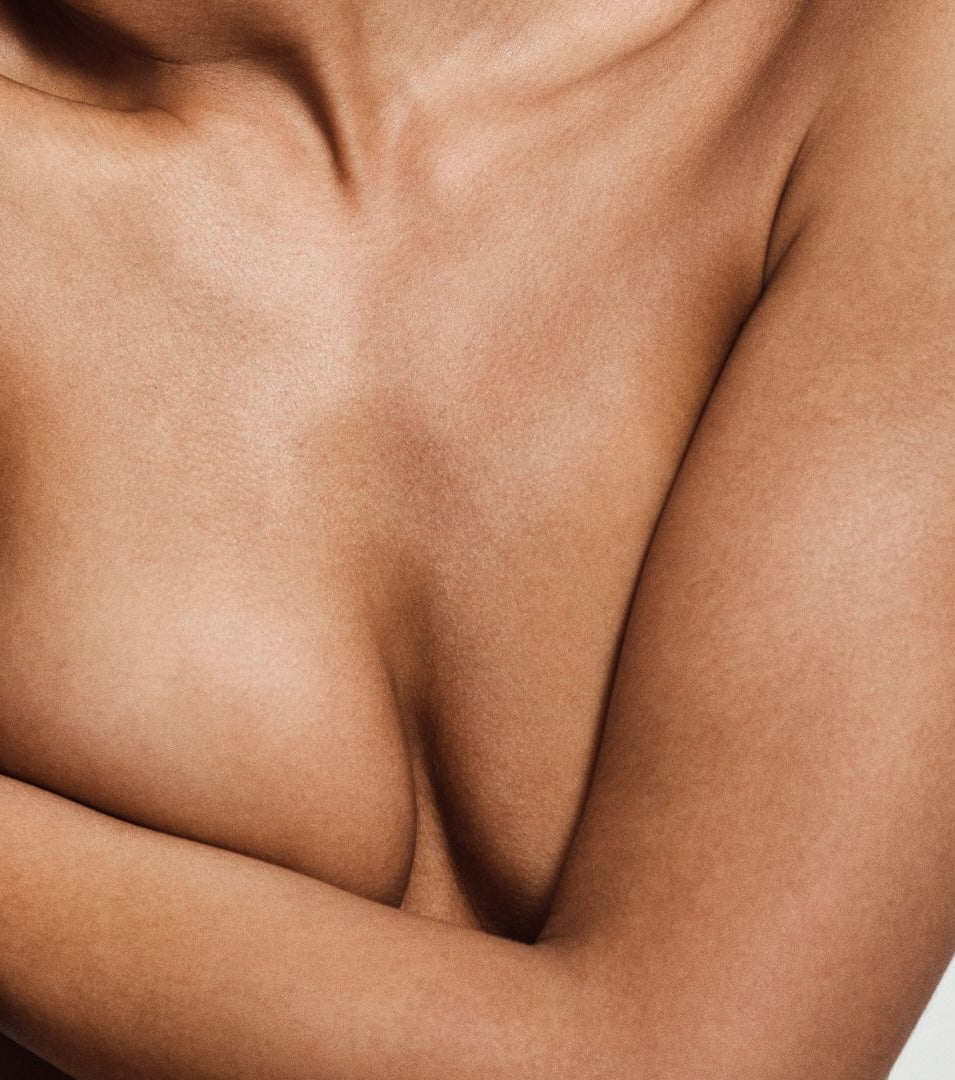 Cou et décolleté : la zone qu'on oublie